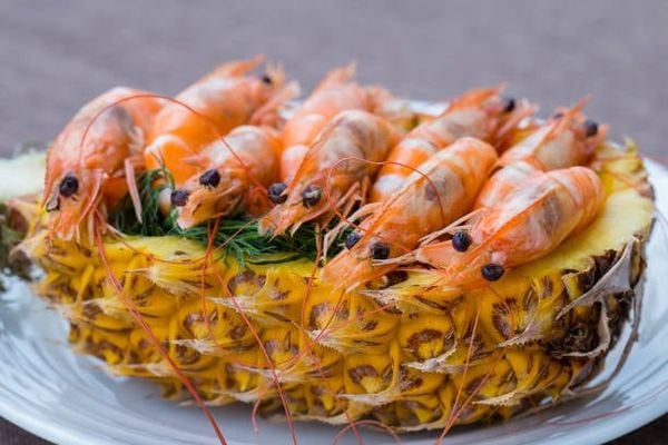 Dứa và Tôm