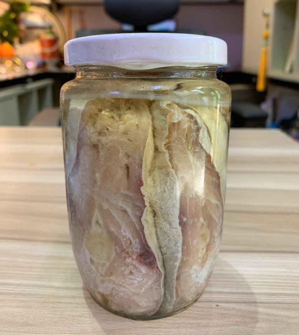 mắm cá chét hiệu bà giáo khỏe khác gì so với các loại mắm khác