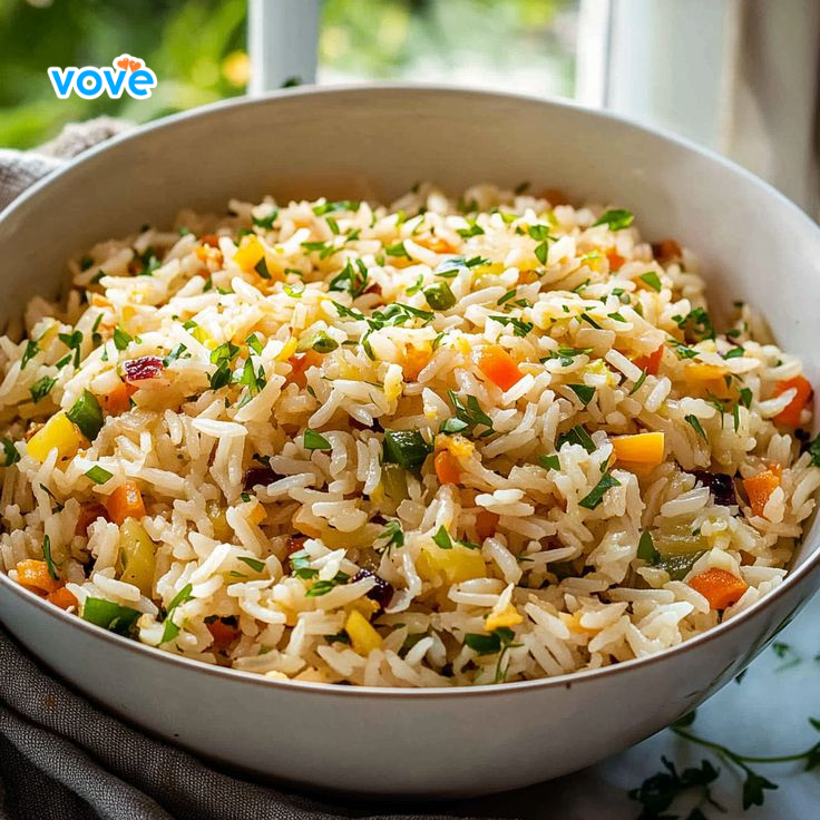 Gạo Basmati hạt dài Ấn Độ, nguyên liệu chính để nấu món cơm Pilaf
