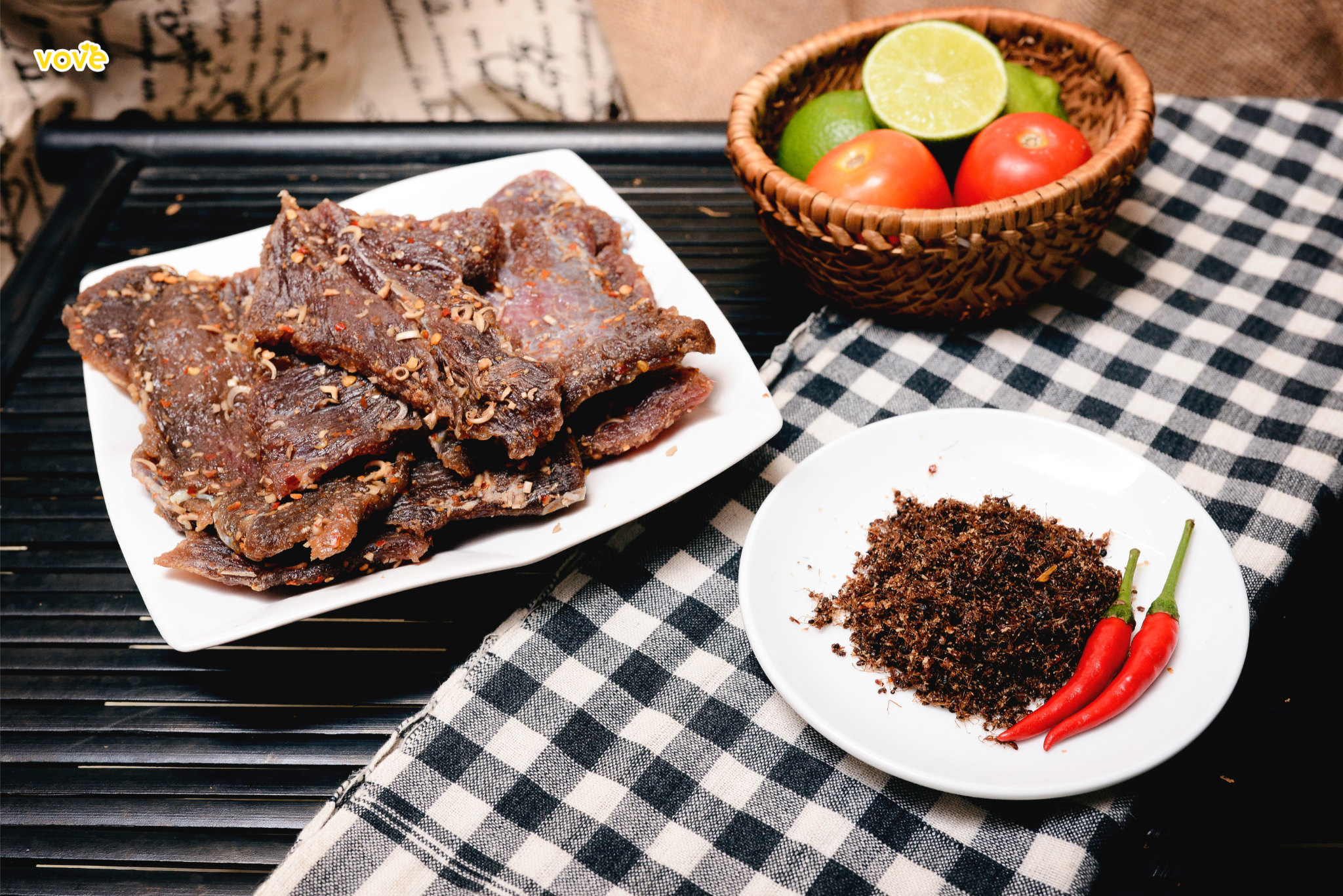 khô bò một nắng ăn với muối kiến vàng