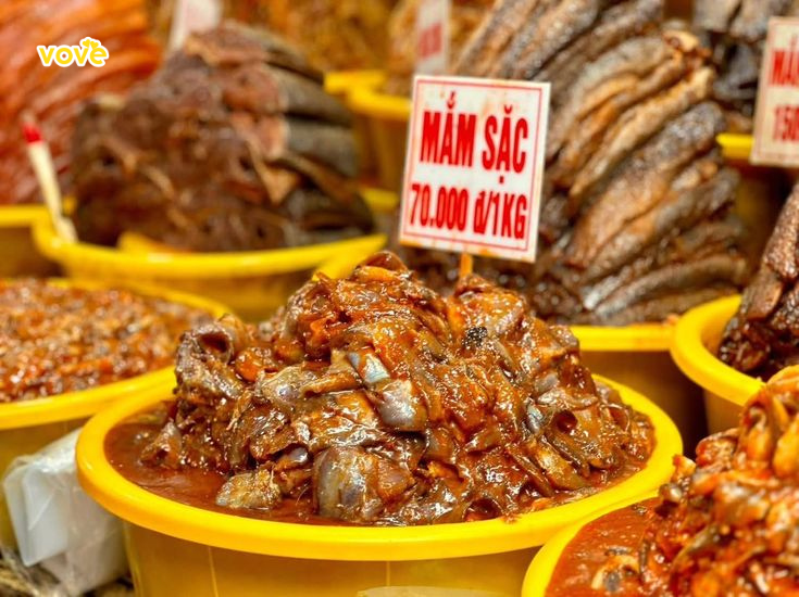 mắm châu đốc miền tây luôn được sự yêu mến từ người dân tại đây