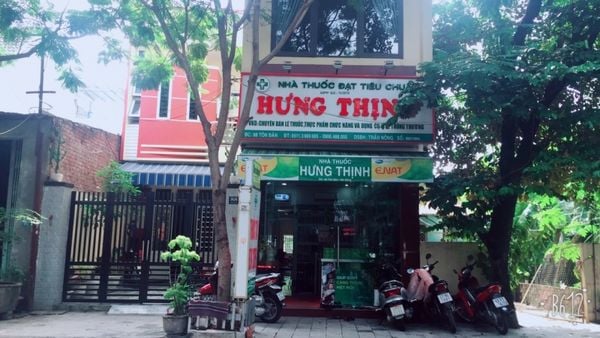 Nhà Thuốc Tây Hưng Thịnh đã trở nên rất quen thuộc với người dân trên đường Tôn Đản, Đà Nẵng