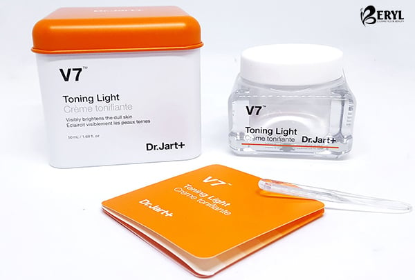 Kem-duong-trang-da-tri-nam-V7-Tonning-Light Dr.Jar-chinh-hang-han-quoc-