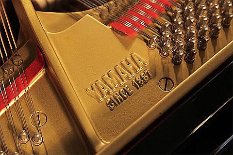 Tra cứu năm sản xuất của đàn Piano Yamaha