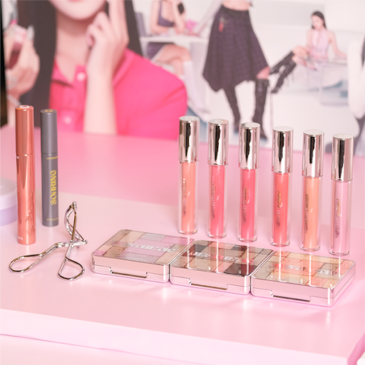 LEMONADE TIẾT LỘ BÍ QUYẾT TRANG ĐIỂM DỄ DÀNG CHO NÀNG TRONG DỊP 8/3 TẠI CHUỖI WORKSHOP #6 & #7 “EASY TO BLOOM”