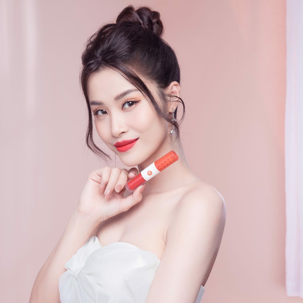 Giải mã 5 màu son Perfect Couple Lip do chính tay Đông Nhi lựa chọn