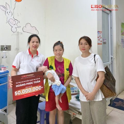 ISOPHARMA ĐỒNG HÀNH CÙNG CHƯƠNG TRÌNH “TRÁI TIM CHO EM”