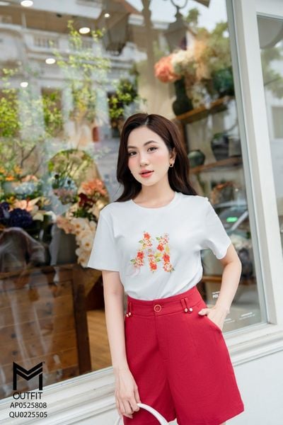 Áo phông 2025