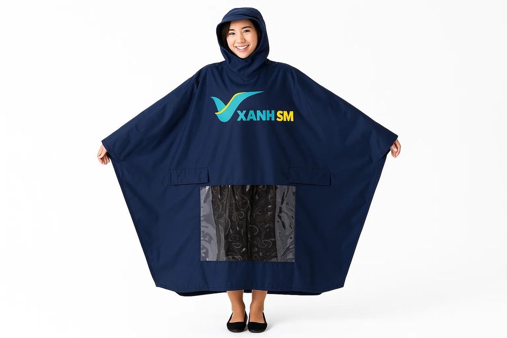 Mẫu áo mưa màu xanh SM cánh dơi rộng che phủ tốt