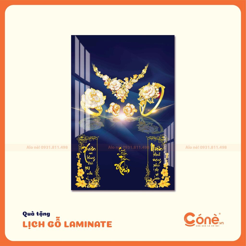 Mẫu lịch gỗ treo tường trang sức thường được các doanh nghiệp kim hoàn sử dụng