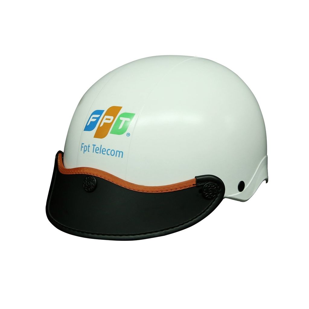Mũ bảo hiểm FPT được in logo chuẩn màu thương hiệu