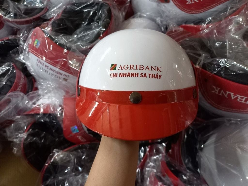 nón bảo hiểm Agribank