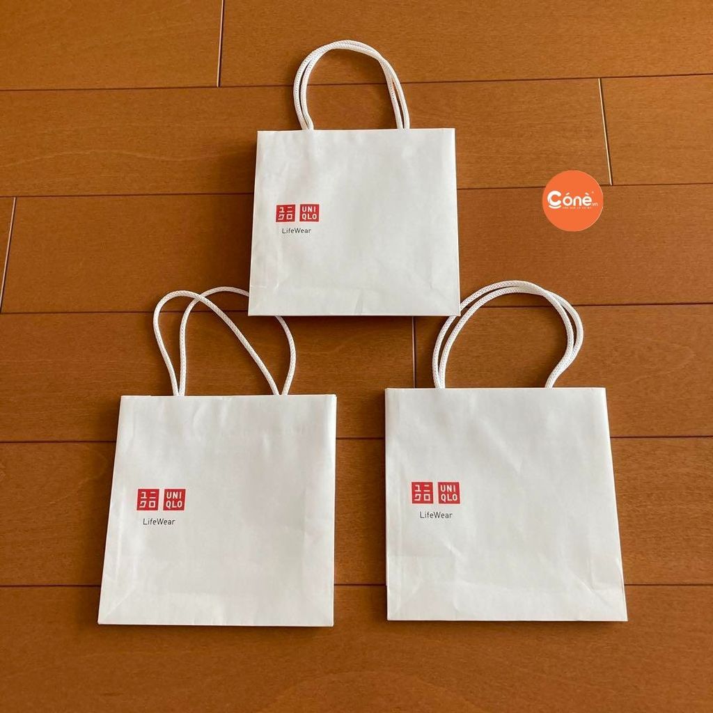 túi giấy Uniqlo