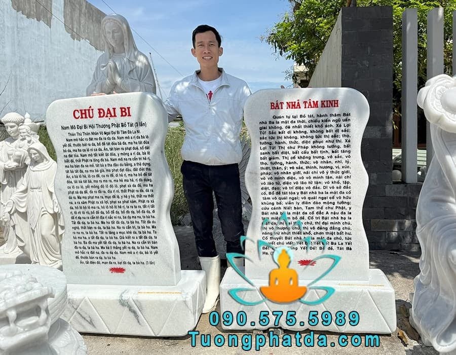 Bảng Hiệu Đá Khắc Chú Đại Bi Và Bát Nhã Tâm Kinh