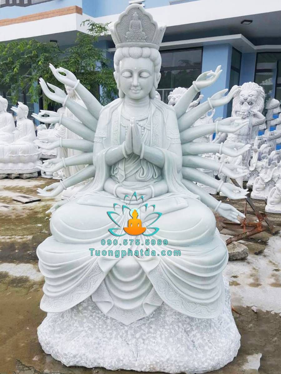 Tượng Phật chuẩn đề băng đá đẹp tại Đà Nẵng