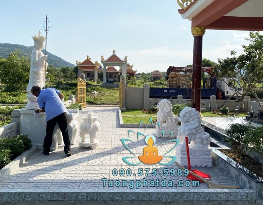 Tượng Địa Tạng Bồ Tát Đá Để Khu Nghĩa Trang Đẹp