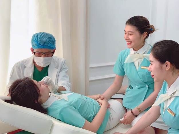 Giới trẻ Hàn Quốc tăng vọt phẫu thuật thẩm mỹ trong đại dịch COVID-19