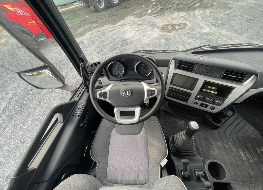 đầu kéo dongfeng