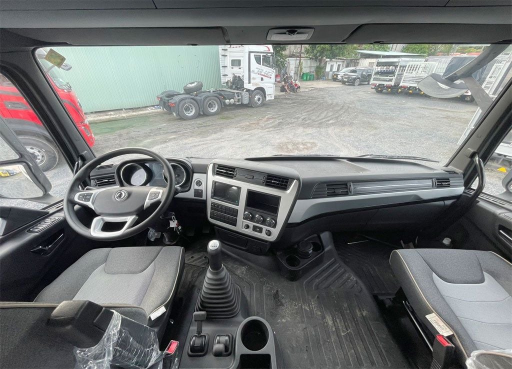 đầu kéo dongfeng