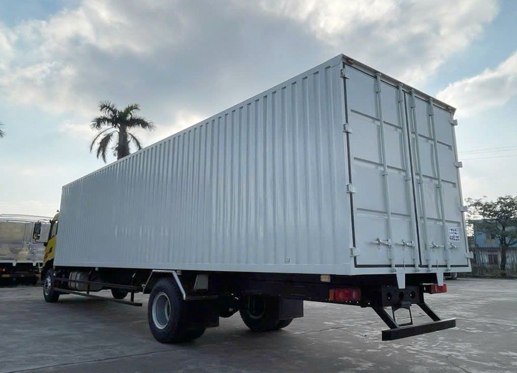 xe tải dongfeng thùng kín
