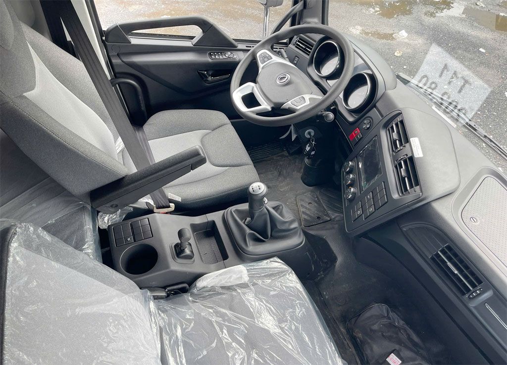 xe tải dongfeng thùng kín