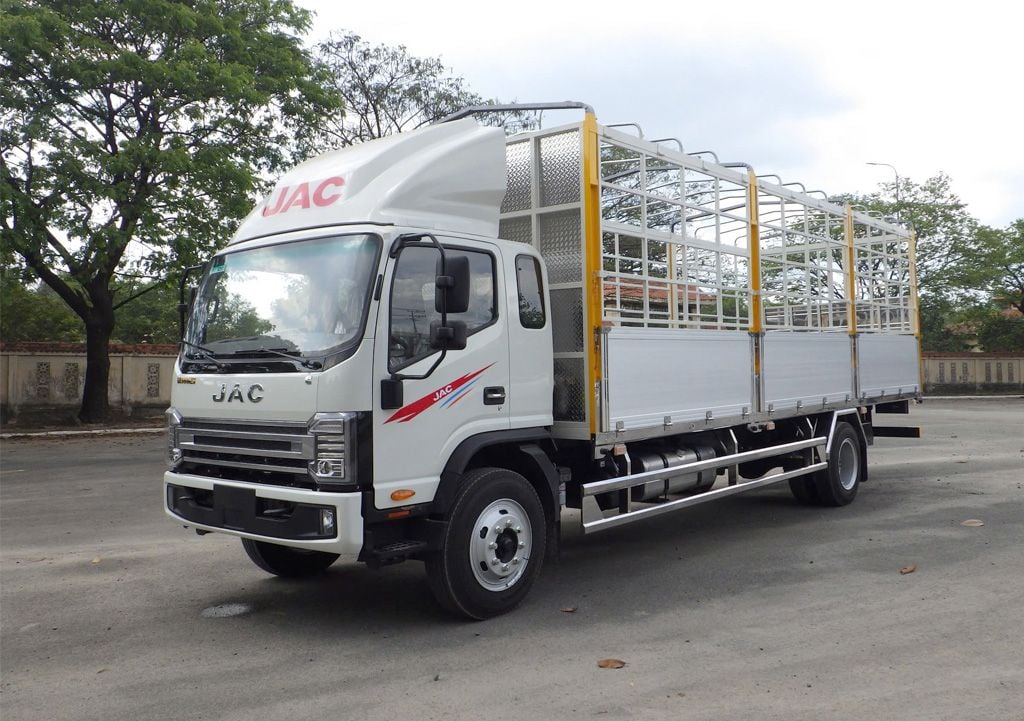 giá xe tải 9 tấn