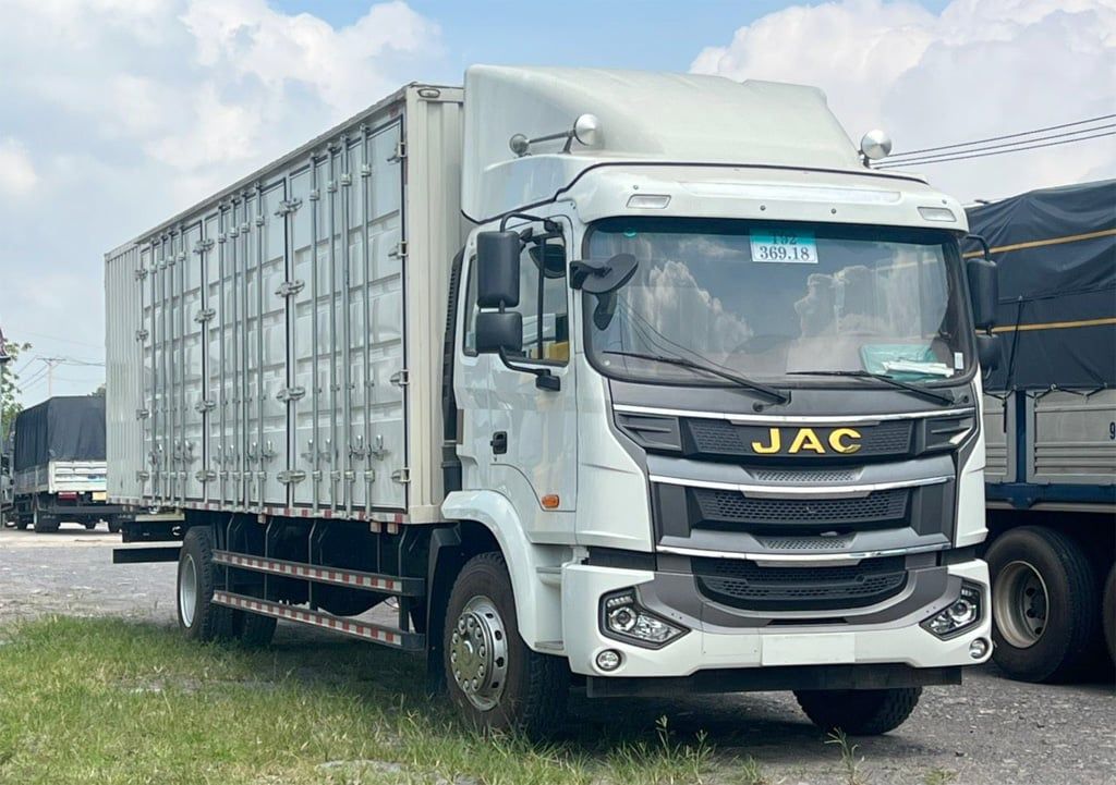 xe jac thùng container