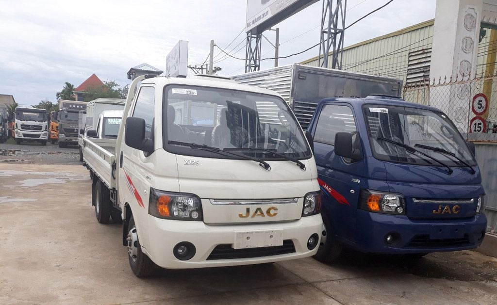 XE TẢI JAC 1T25 THÙNG LỬNG 3.2M - Ô TÔ PHÚ MẪN