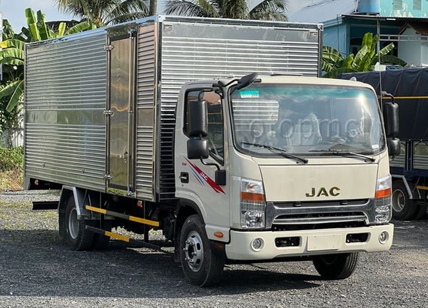 giá xe tải 3.5 tấn