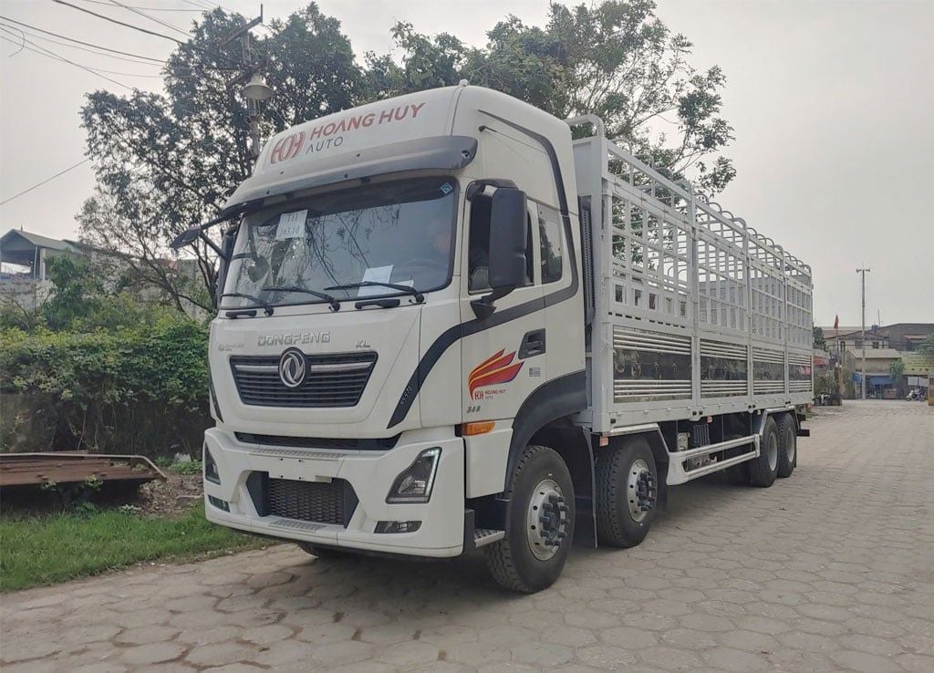 xe tải 4 chân