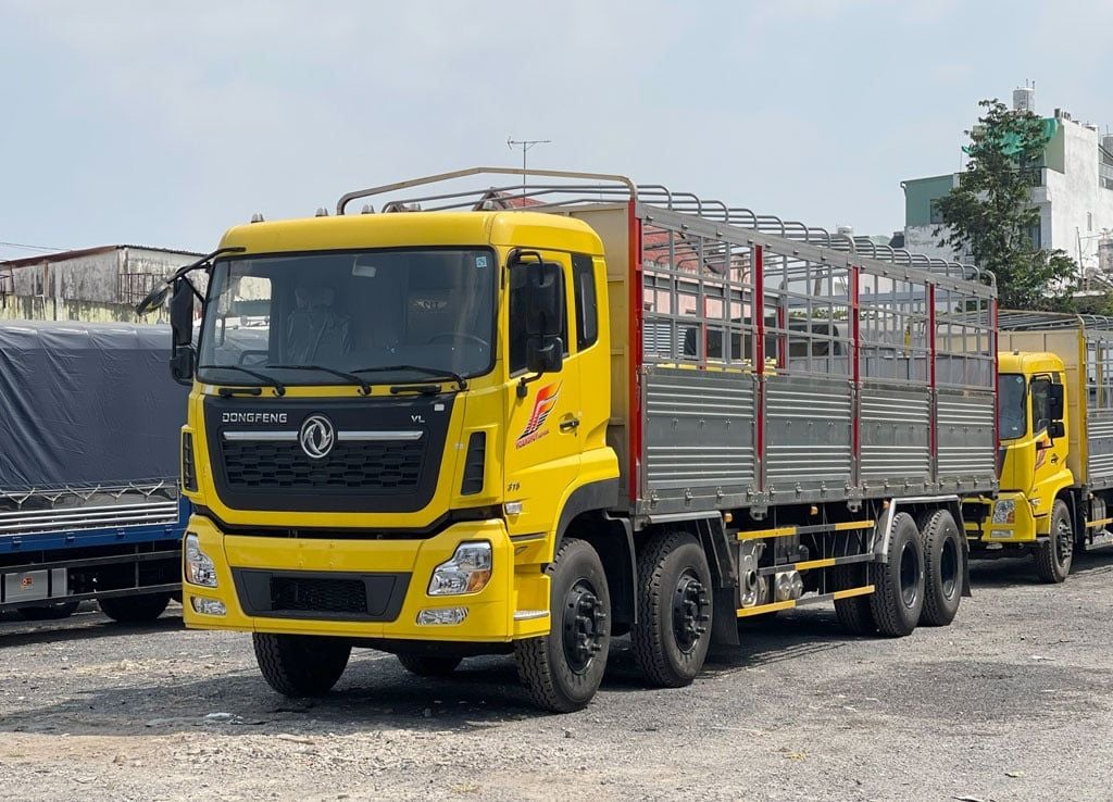 xe tải 4 chân
