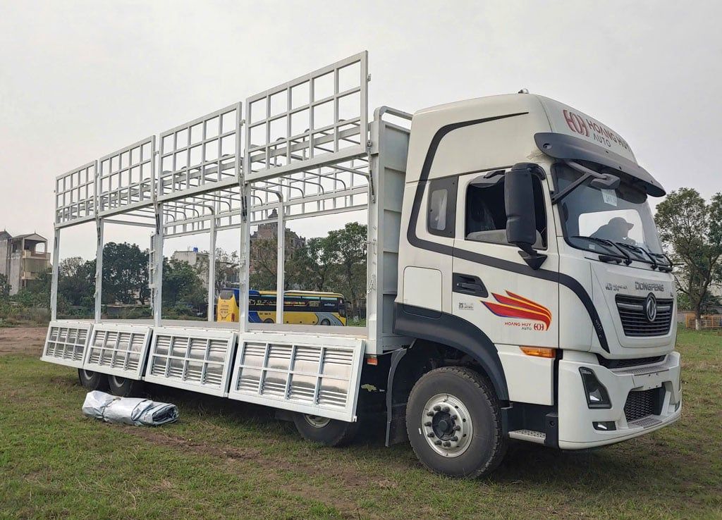 xe tải 4 chân