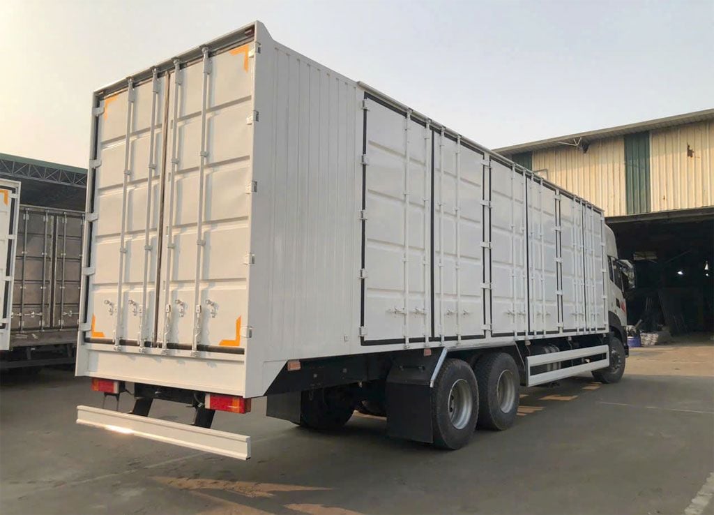 xe tải dongfeng 3 chân