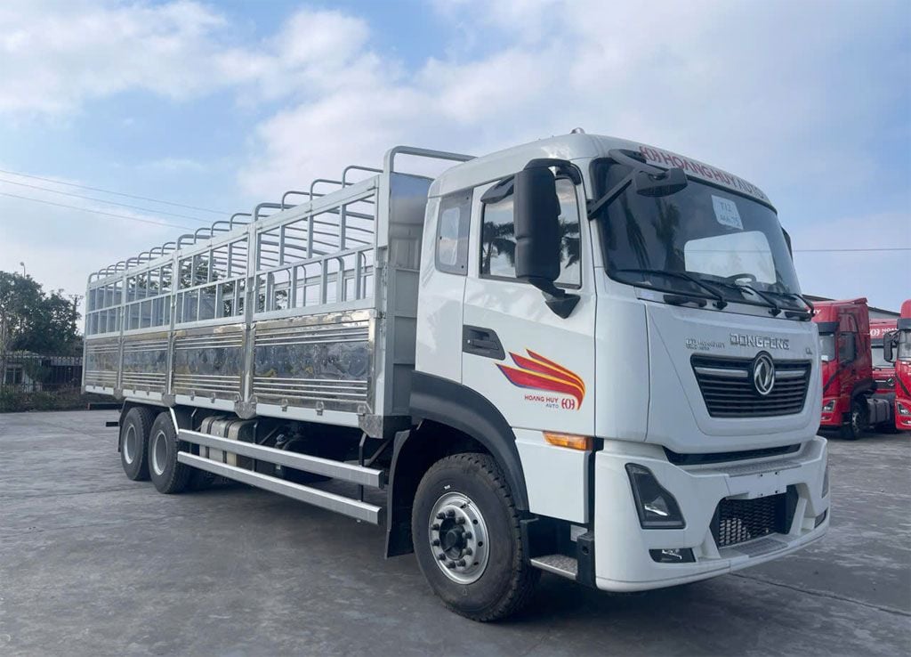 xe tải dogfeng 3 chân
