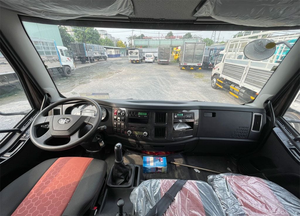 faw 8 tấn thùng dài