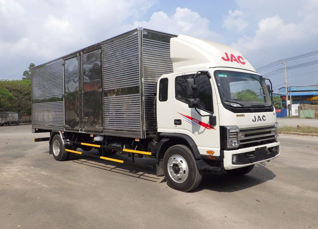 jac 8 tấn thùng kín