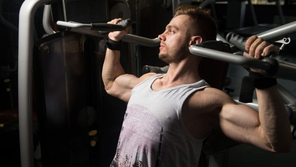 Các bài tập vai tại phòng gym mà bạn cần biết