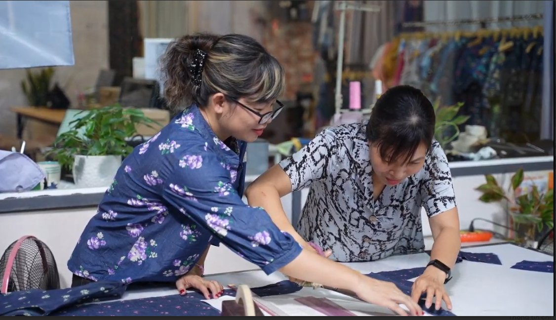 DỊCH VỤ TUỲ CHỈNH QUẦN ÁO