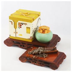 Bạch Trà Trăm Năm