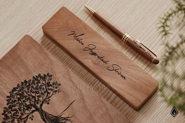 Cách biếu quà sếp khéo léo, giúp tạo ấn tượng với 5 lưu ý đơn giản