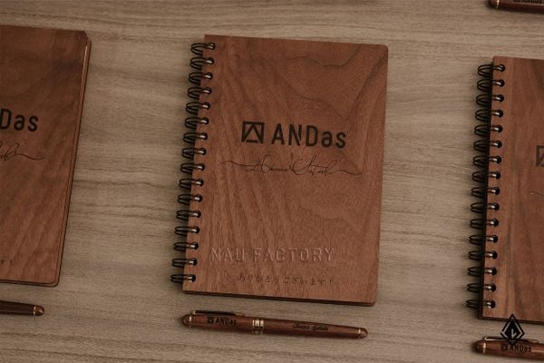 Khám phá set quà tặng gỗ Walnut được Andas lựa chọn