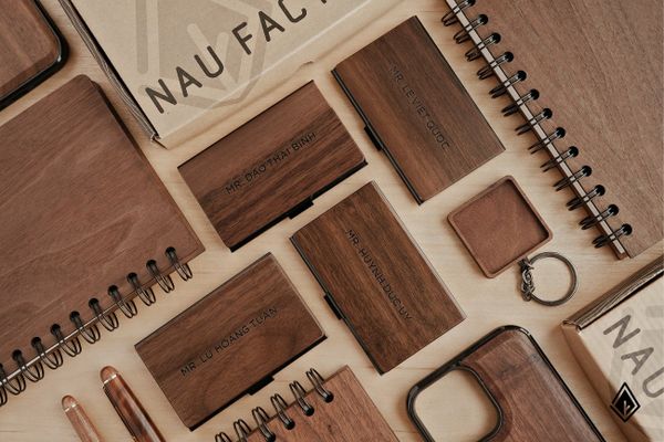 Top 10 món quà biếu sếp cực sang trọng, ý nghĩa cho dịp cuối năm