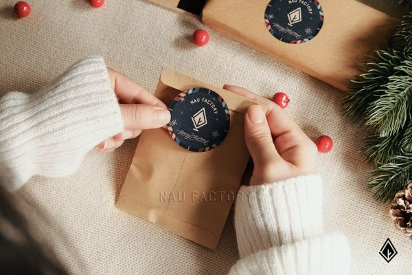 Túi mù móc khóa - Cơn sốt gần đây tại Nâu có gì?