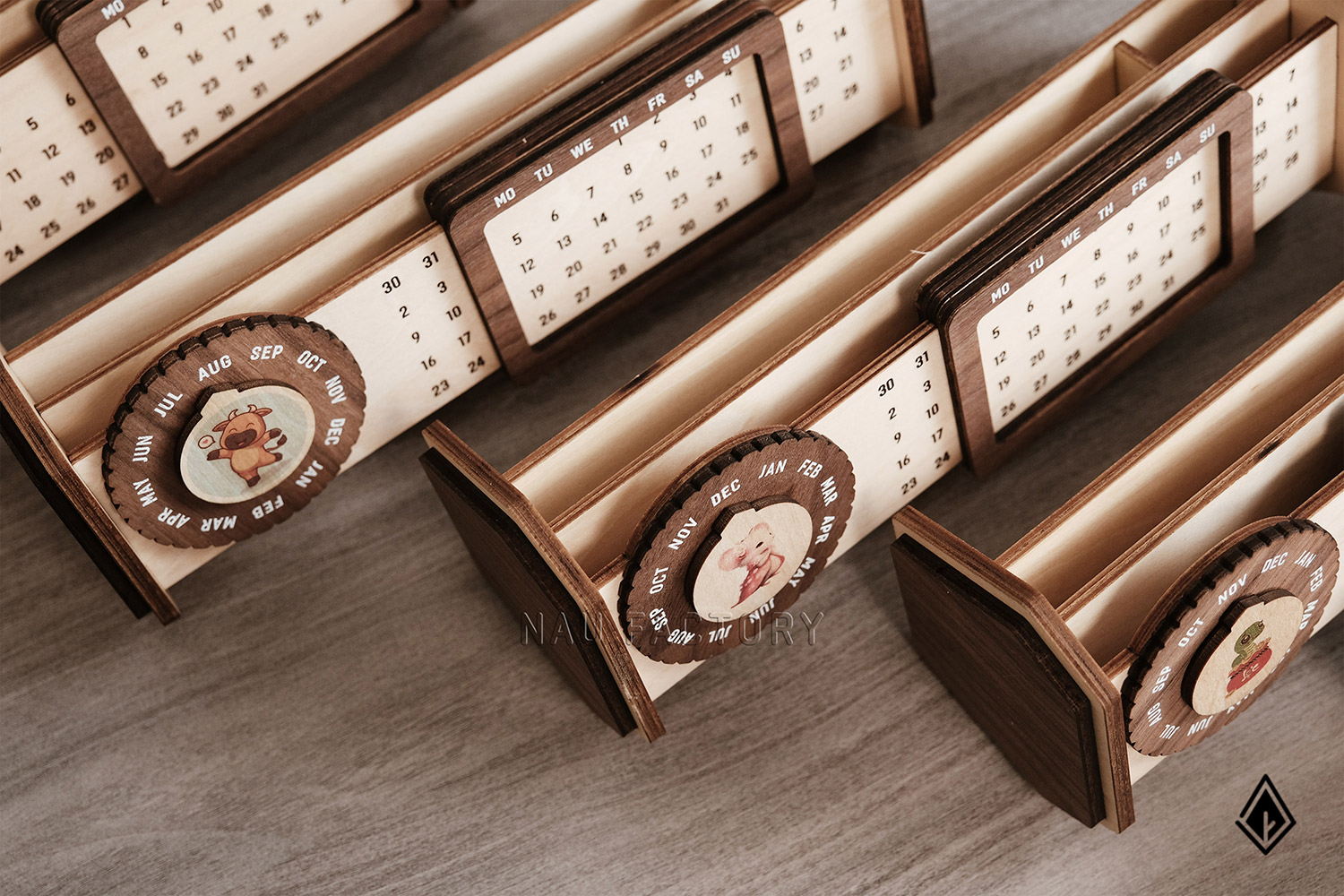 Lịch vạn niên form ngang