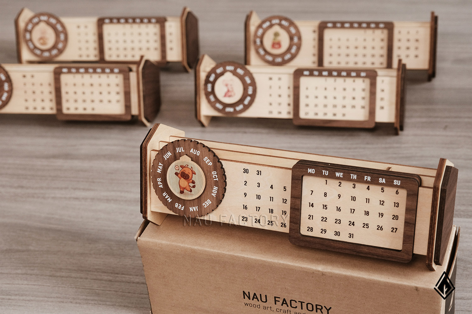 Lịch vạn niên form ngang