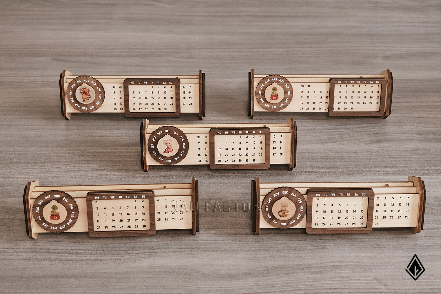 Lịch vạn niên form ngang