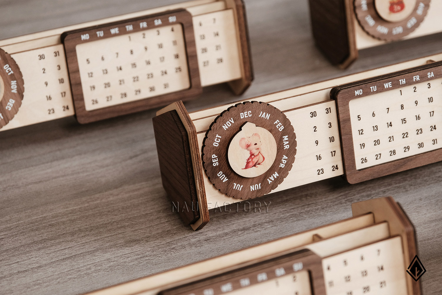 Lịch vạn niên form ngang