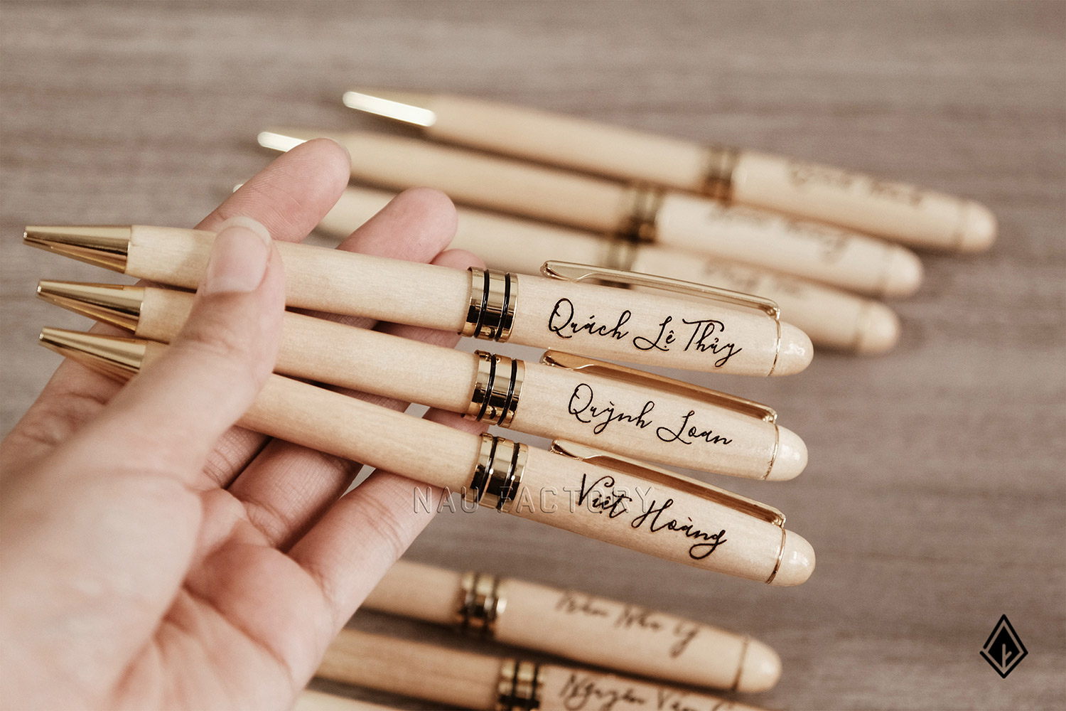 bút gỗ Maple