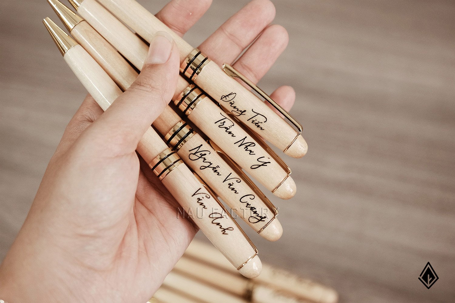 bút gỗ Maple