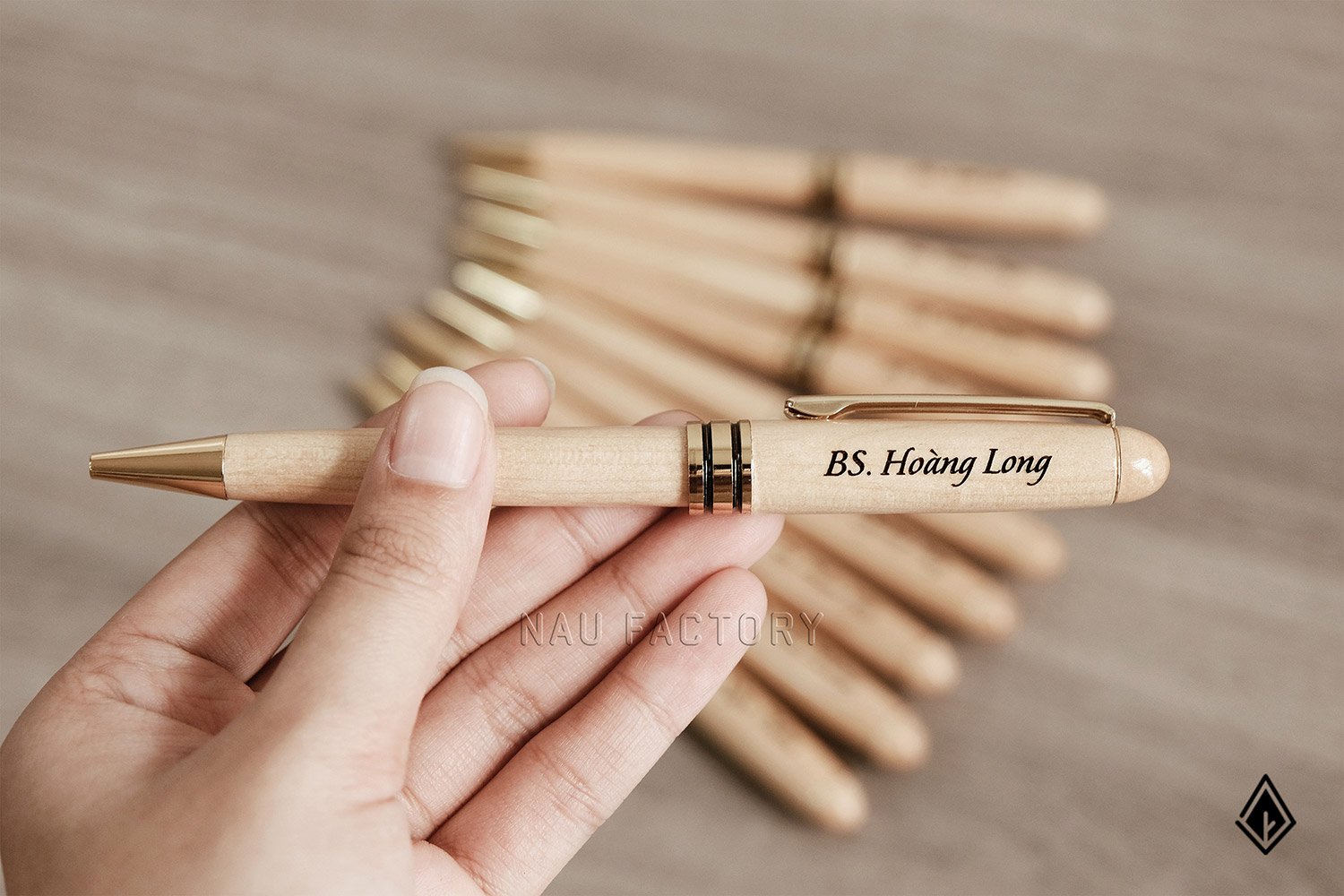 bút gỗ Maple